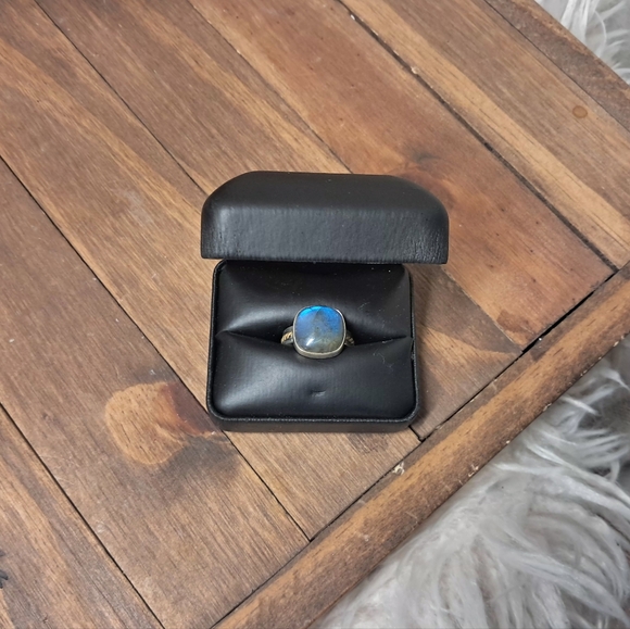 Vintage 925 Sterling Silver Moonstone Ring - Picture 2 of 9